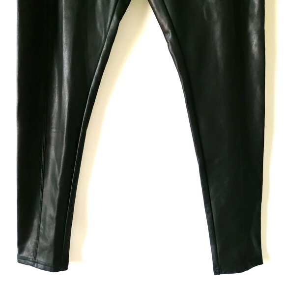 NWT Nordstrom Womens Black Mid Rise Elastic Waist Leather Legging Size Medium - Picture 3 of 7